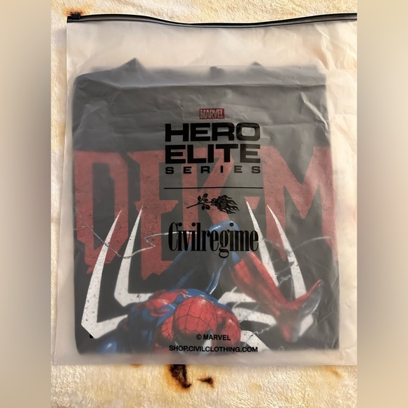 SPIDERMAN WEBS 199X OVERSIZED TEE IN VINTAGE BLACK (M) - Picture 8 of 8